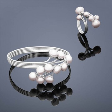 Set_Peacock_(perlovy_naramok_a_prsten_s_perlami)_biela