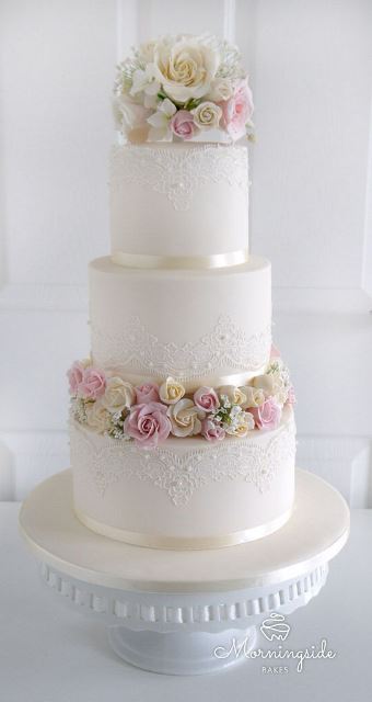 torta_s_kyticou