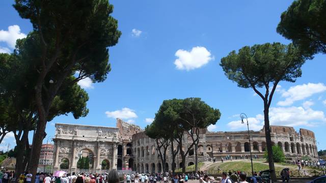 Svadba v Rime, Koloseum 6