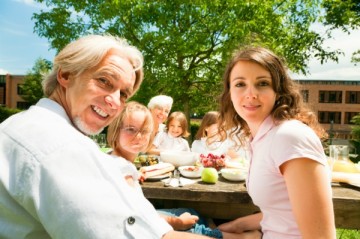 rodinna_oslava_sheknows.com